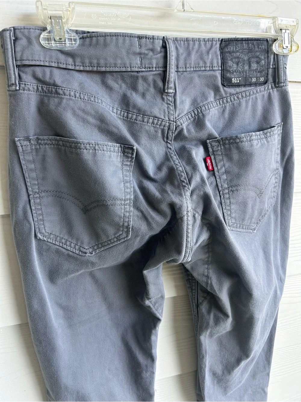 Levi's Men's Slim Jeans in Gray with Red Tab 30x30